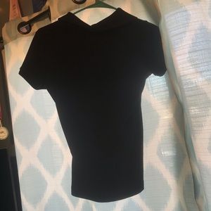 I’m selling a Ralph Lauren Polo shirt